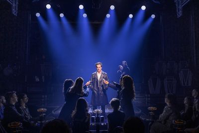 Jonathan Groff and cast Photo