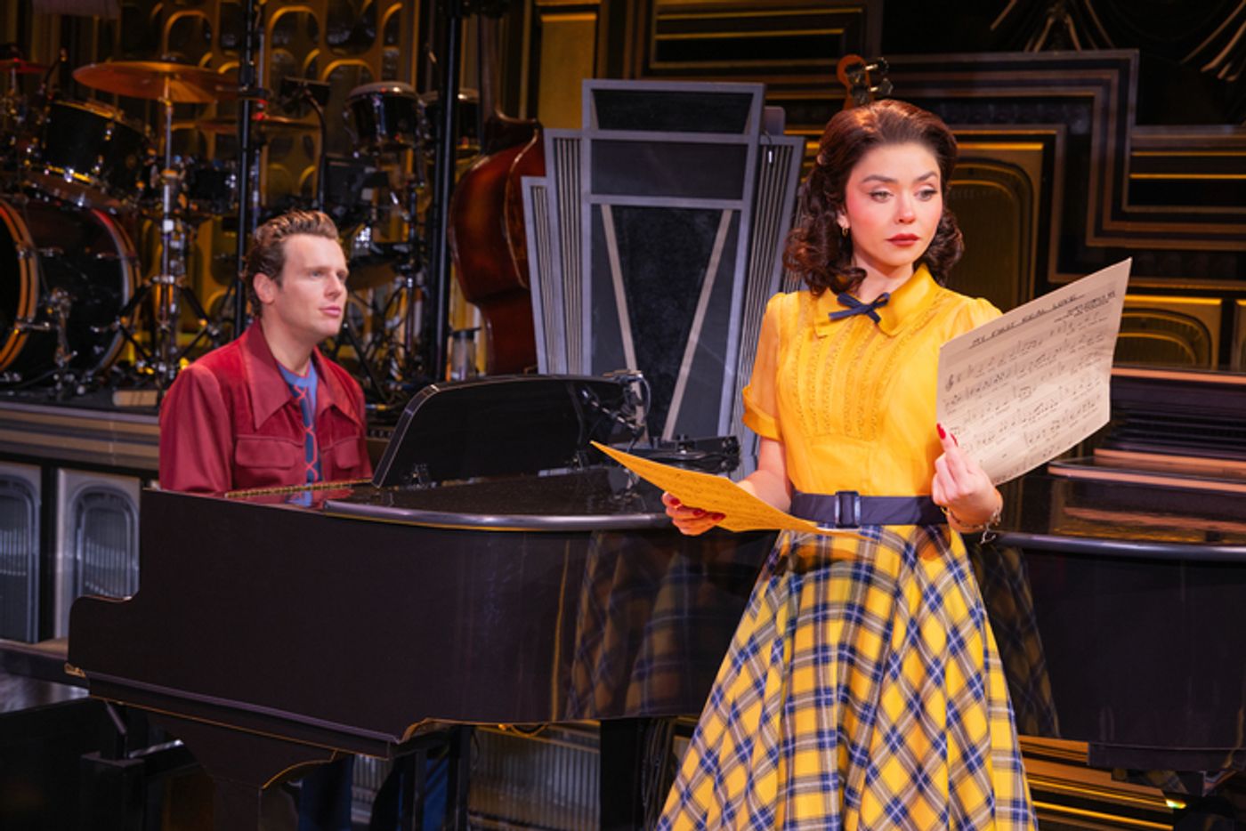 Photos: Jonathan Groff, Sarah Hyland and More in New JUST IN TIME on Broadway  Image