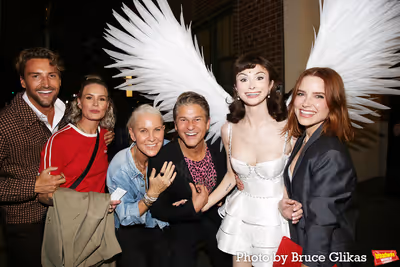 Tyler Lain, Ashlyn Harris, Rennae Stubbs, David Burtka, Dylan Mulvaney and Sophia Bus Photo