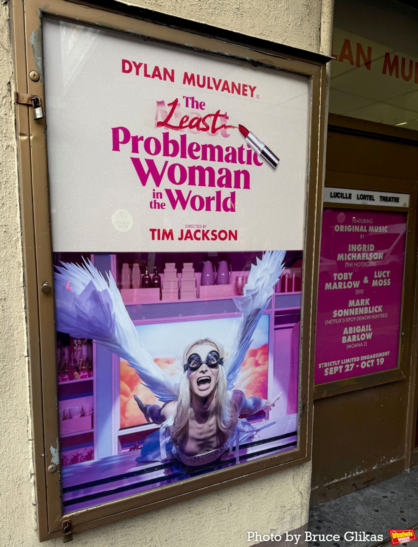 Photos: Stars Walk the Red Carpet for THE LEAST PROBLEMATIC WOMAN IN THE WORLD Opening Night  Image