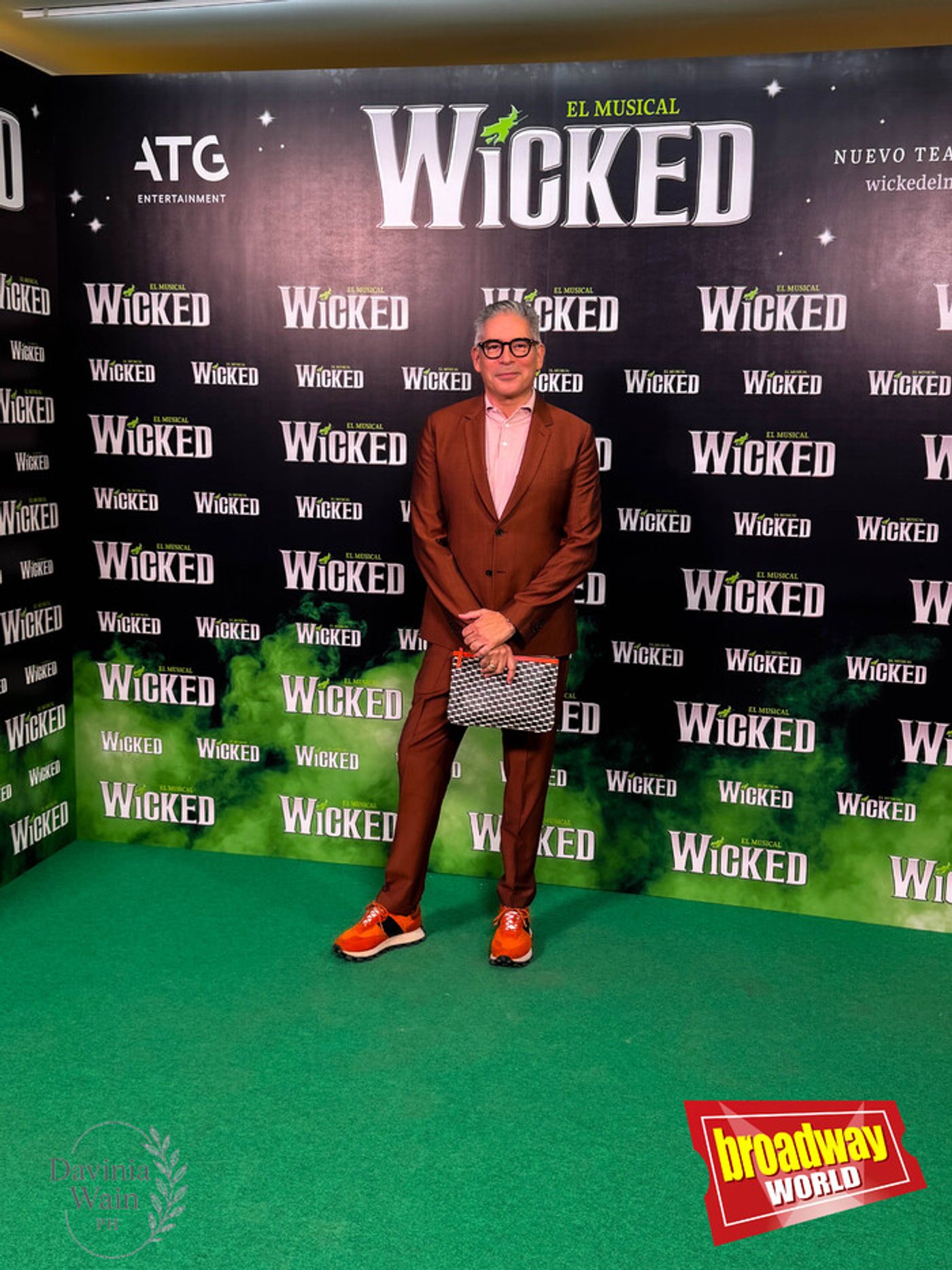 PHOTOCALL: Noche de estreno VIP de WICKED en el Nuevo Alcalá de Madrid  Image