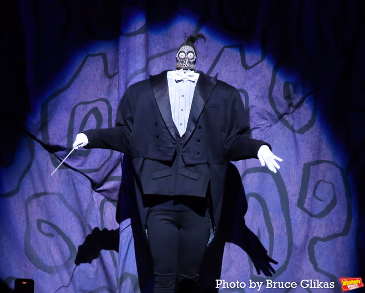 Photos: BEETLEJUICE Cast Takes Reopening Bows on Broadway  Image