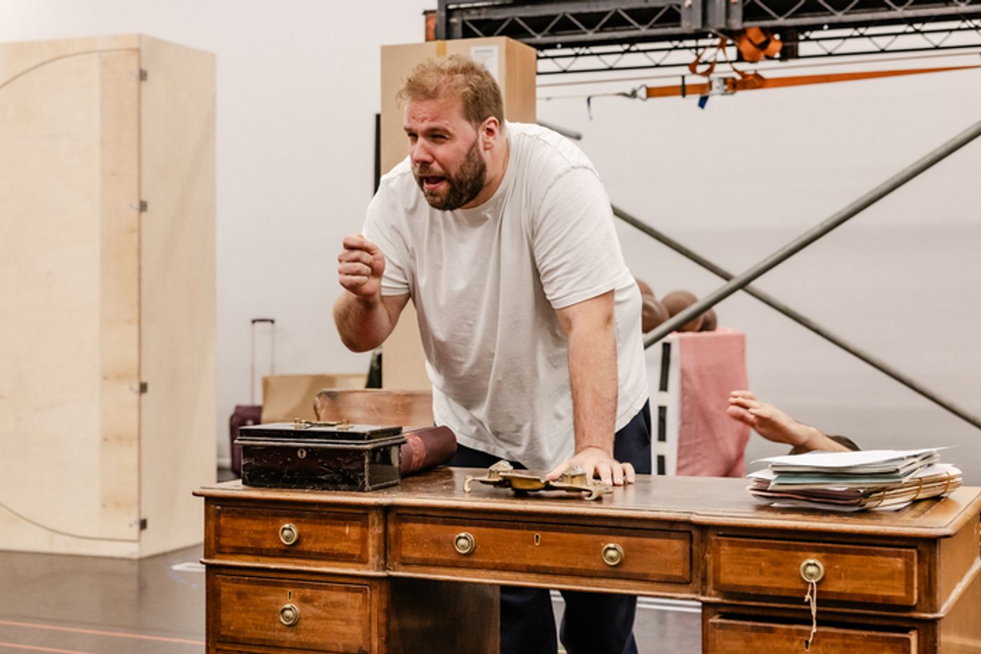 Photos: A CHRISTMAS CAROL GOES WRONG Cast in Rehearsals  Image