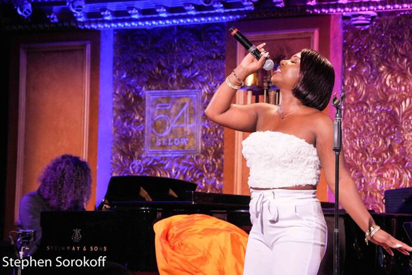 Photos: 54 DOES 54: THE 54 BELOW STAFF SHOW Puts the Staff Front and Center  Image