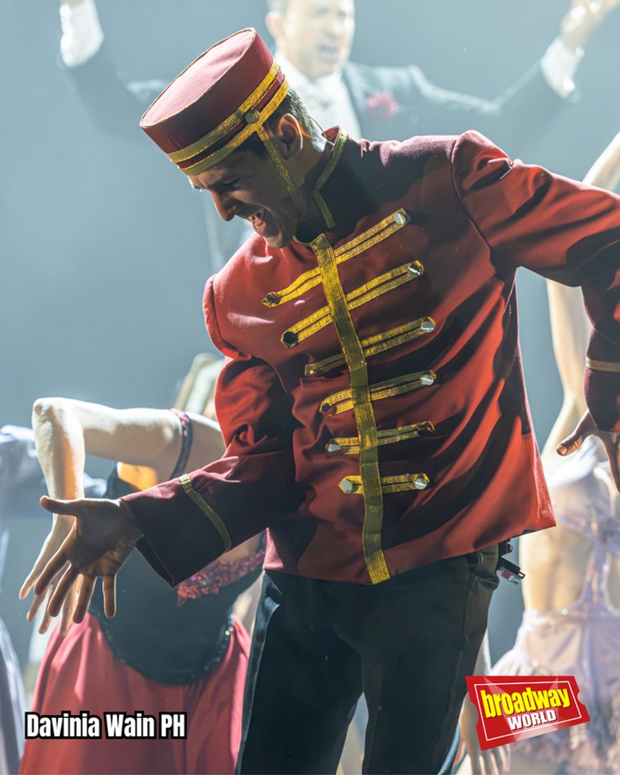 PHOTOS: HOUDINI, el musical mágico, se presenta en el Teatro Calderón de Madrid Image