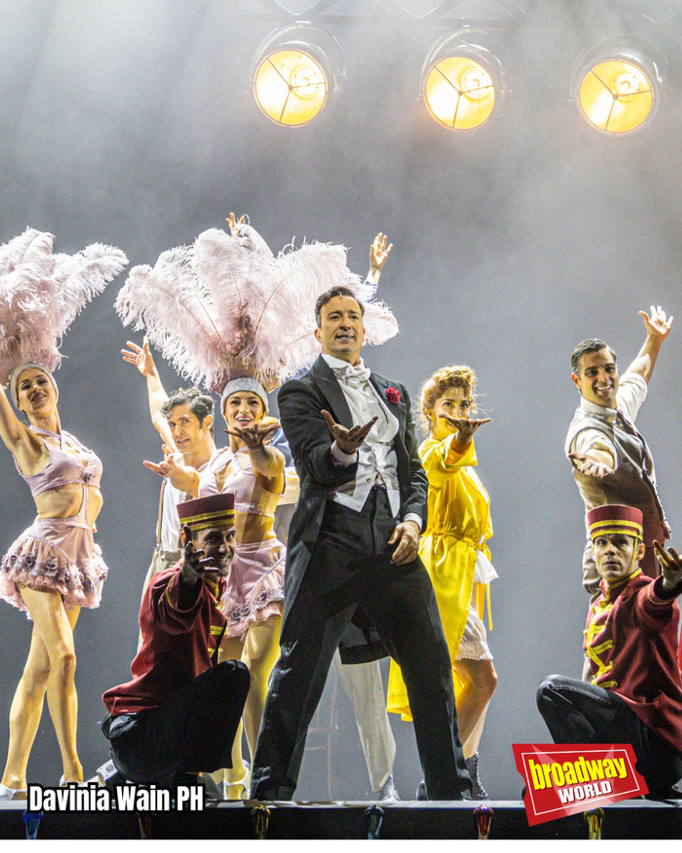 PHOTOS: HOUDINI, el musical mágico, se presenta en el Teatro Calderón de Madrid PHOTOS: HOUDINI, el musical mágico, se presenta en el Teatro Calderón de Madrid Image