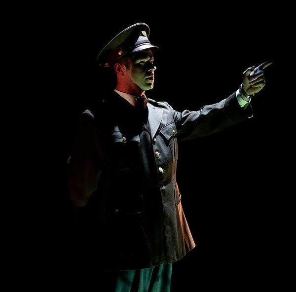 Photos: WAR OF THE WORLDS: THE PANIC BROADCAST Opens Ensemble Theatre Company 47th Season  Image
