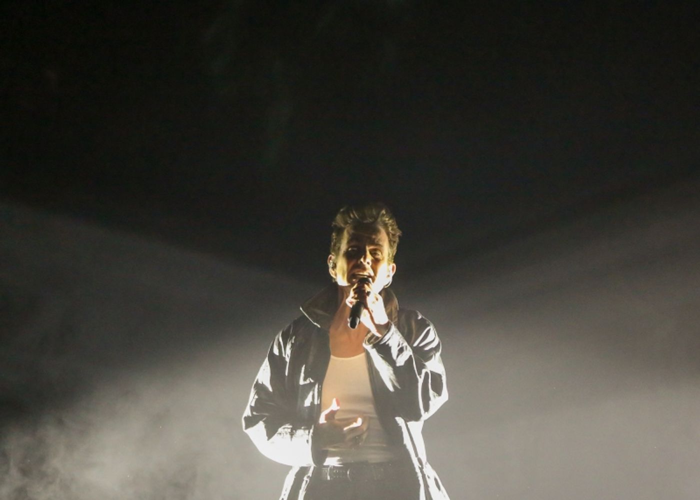 Review: JOEY MCINTYRE at Varsity Theater  Image