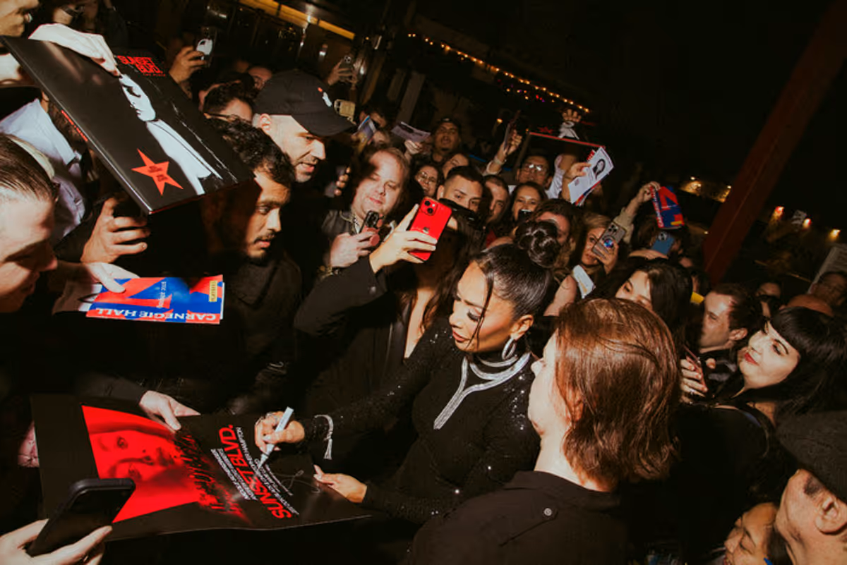 Nicole Scherzinger and fans at 