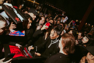Nicole Scherzinger and fans Photo