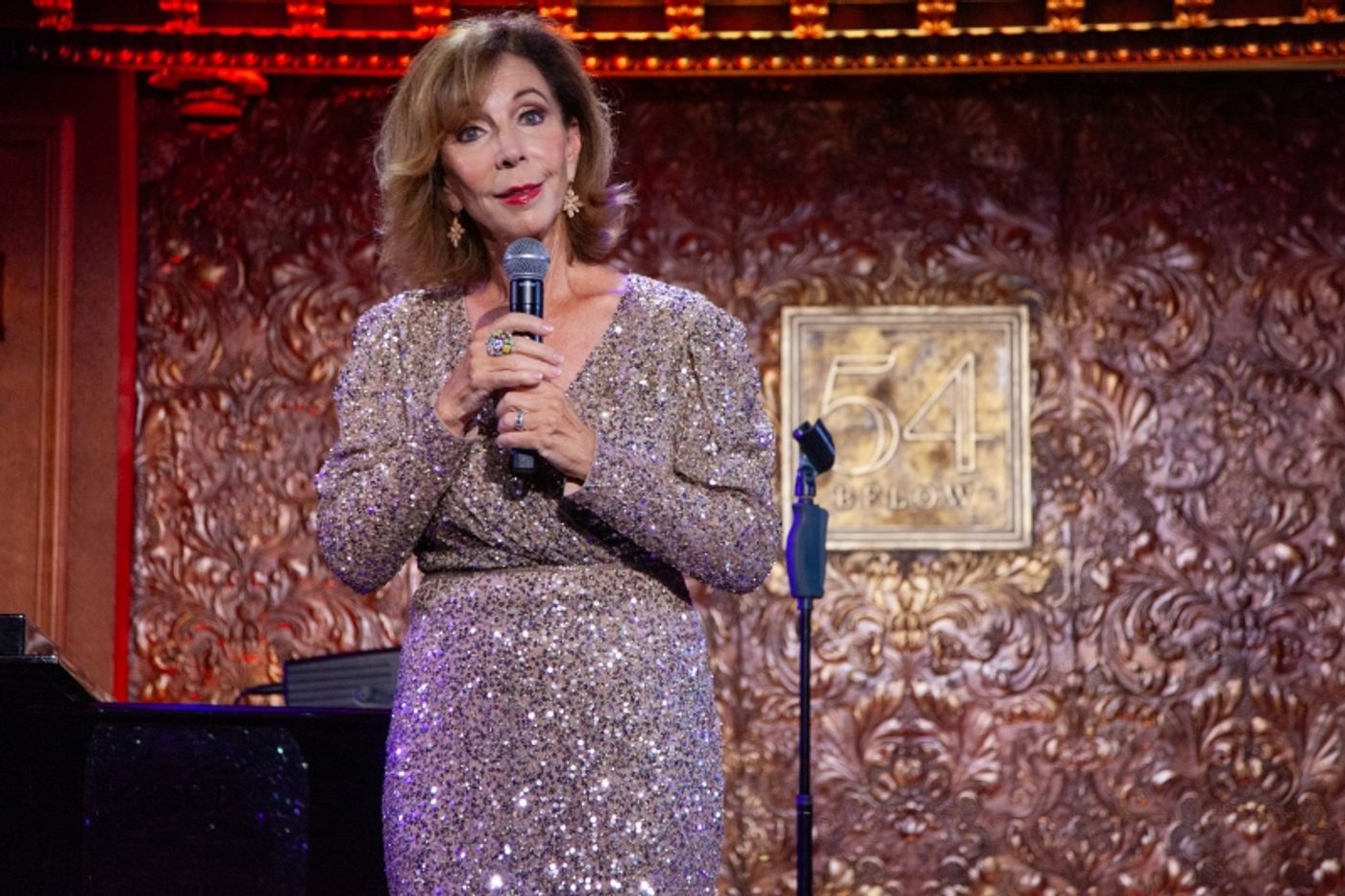 Review: RITA RUDNER Brings Glitter and Guffaws To 54 Below Review: RITA RUDNER Brings Glitter and Guffaws To 54 Below Image