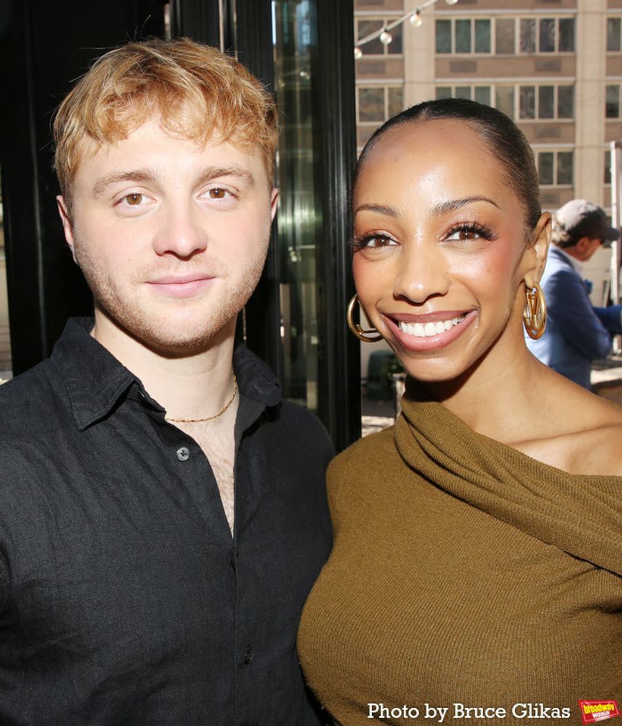 Photos: The Cast of TWO STRANGERS (CARRY A CAKE ACROSS NEW YORK) Meet the Press  Image