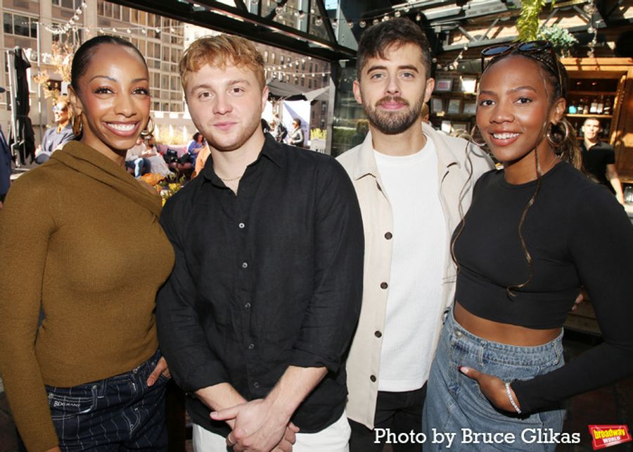 Photos: The Cast of TWO STRANGERS (CARRY A CAKE ACROSS NEW YORK) Meet the Press  Image