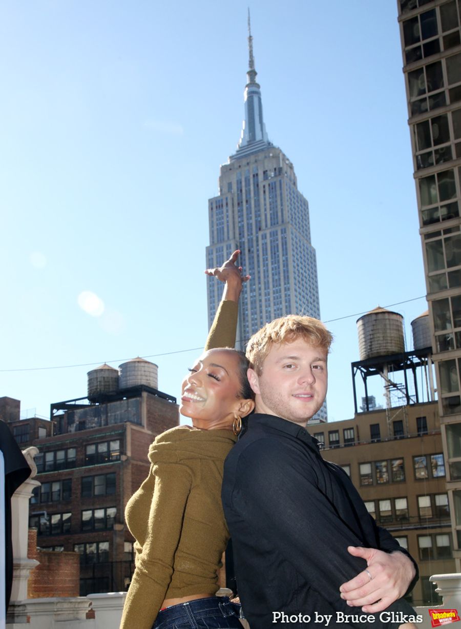 Photos: The Cast of TWO STRANGERS (CARRY A CAKE ACROSS NEW YORK) Meet the Press  Image