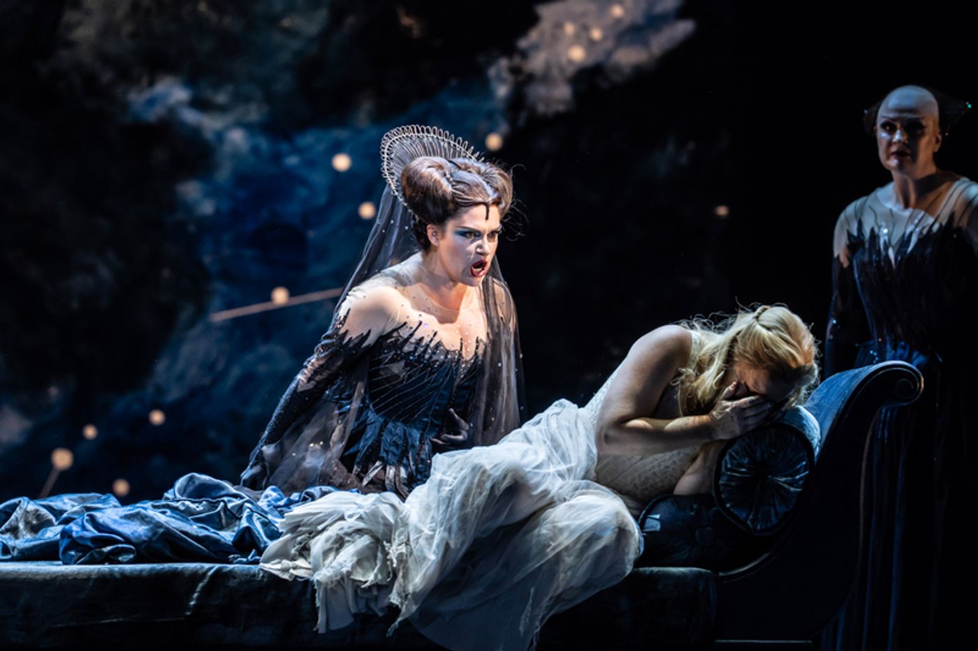 Review: THE MAGIC FLUTE, Royal Ballet and Opera  Image