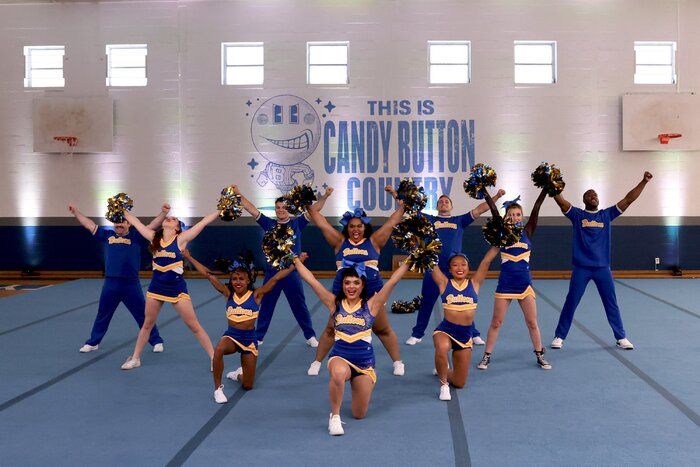 Photos/Video: Kristin Chenoweth Is a College Cheer Coach in STUMBLE Trailer  Image