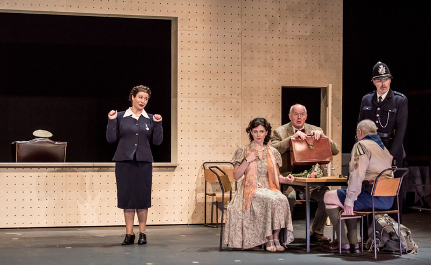 Photos: English National Opera's ALBERT HERRING  Image