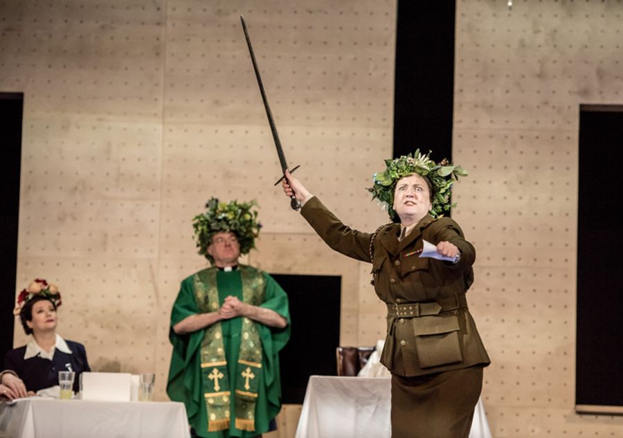 Photos: English National Opera's ALBERT HERRING Image