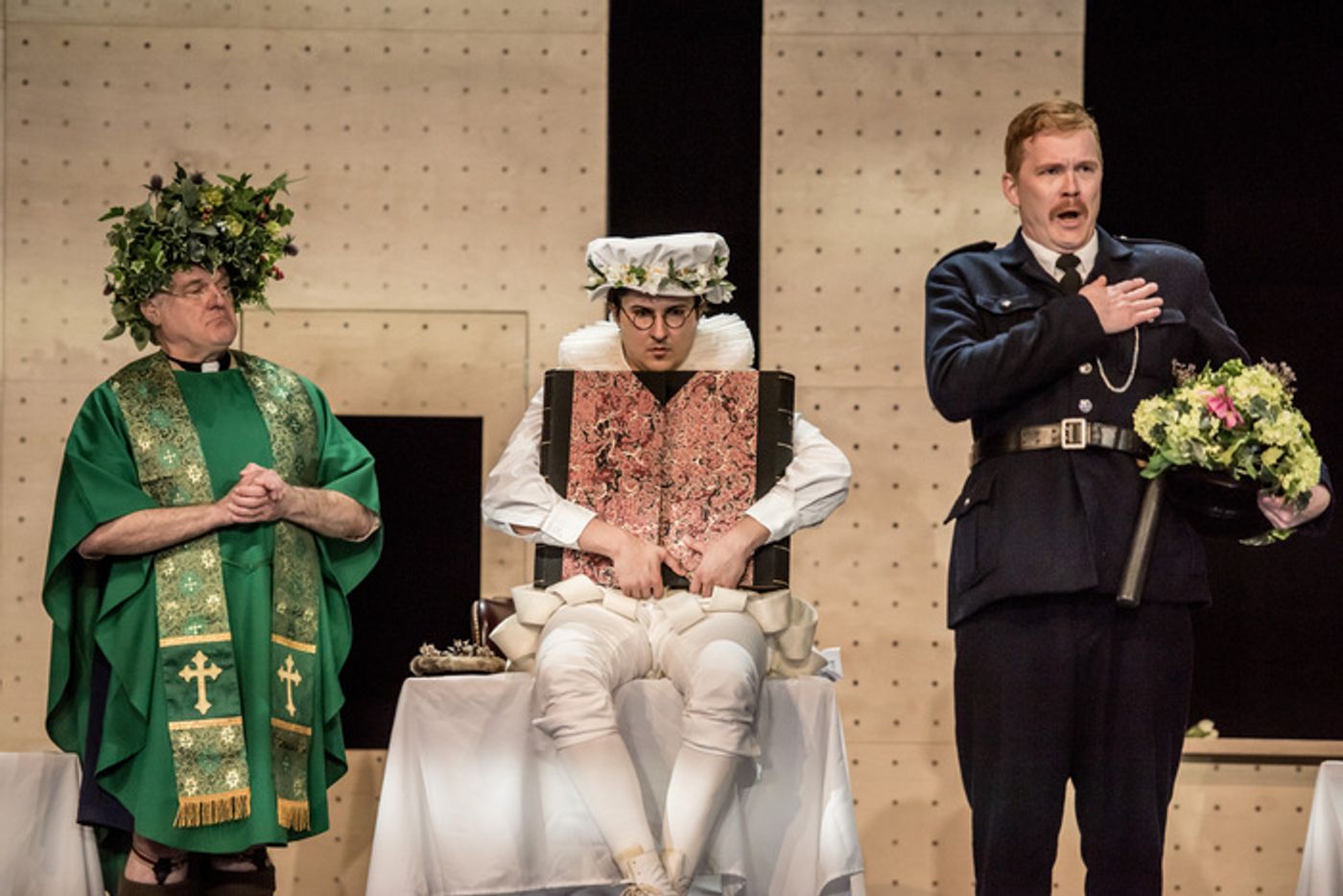 Photos: English National Opera's ALBERT HERRING  Image