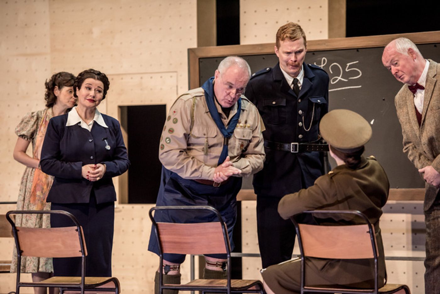 Photos: English National Opera's ALBERT HERRING  Image