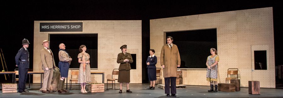 Photos: English National Opera's ALBERT HERRING Image