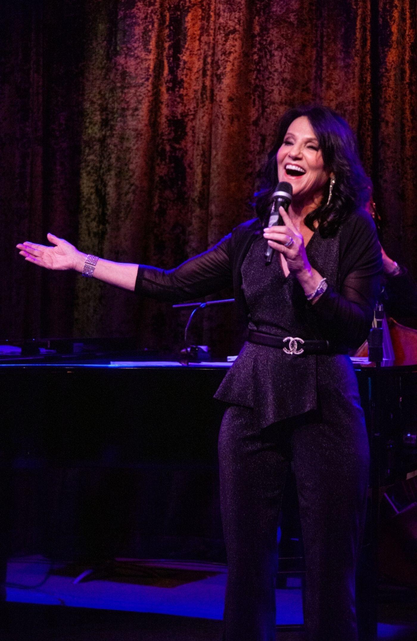 Review: Susan Mack Packs 'Em In at Birdland with 'TIS AUTUMN  Image