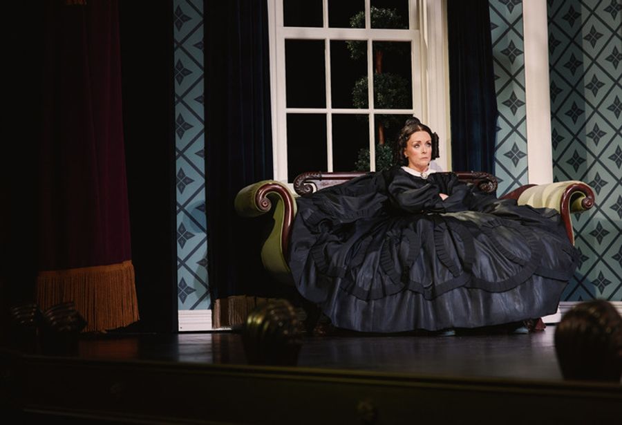 Photos: Jane Krakowski and Cheyenne Jackson Star in OH, MARY! Image