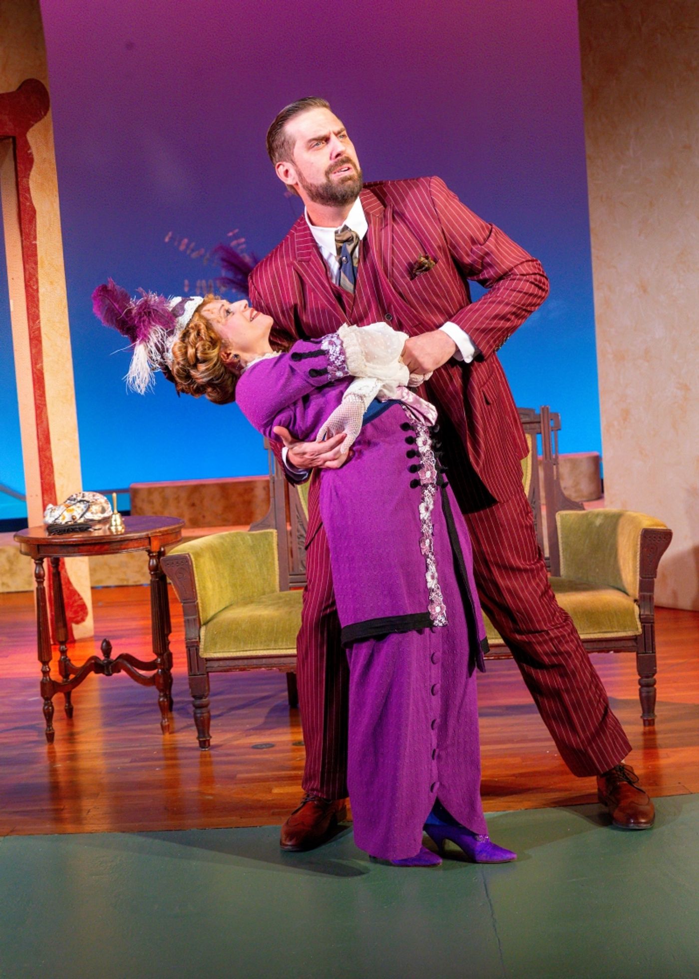 Review: THE IMPORTANCE OF BEING EARNEST at Austin Playhouse  Image
