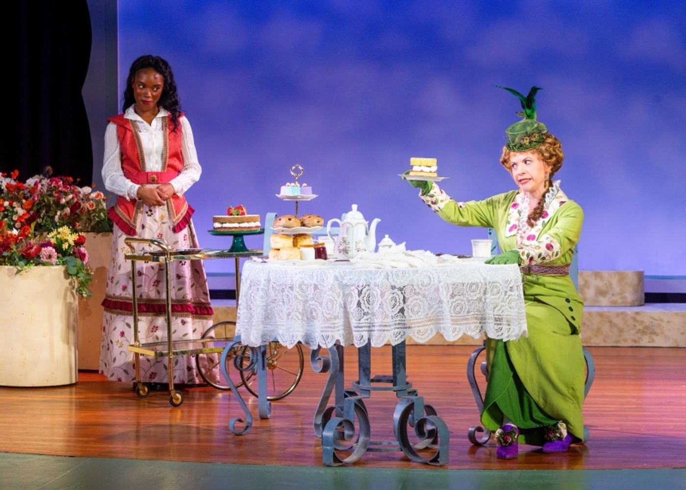 Review: THE IMPORTANCE OF BEING EARNEST at Austin Playhouse  Image