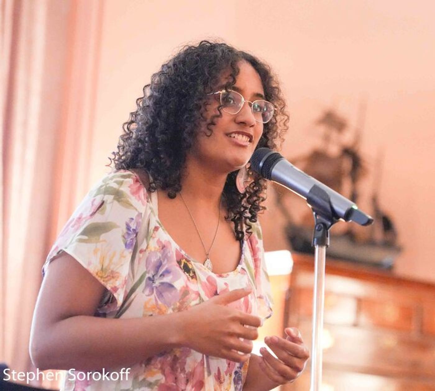 Review: The Dutch Treat Club Lunch Features Natalie Douglas  Image