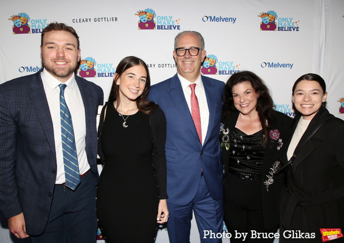 Photos: Josh Groban, Darren Criss and More Honor Anna Wintour at Only Make Believe 25th Anniversary Gala  Image