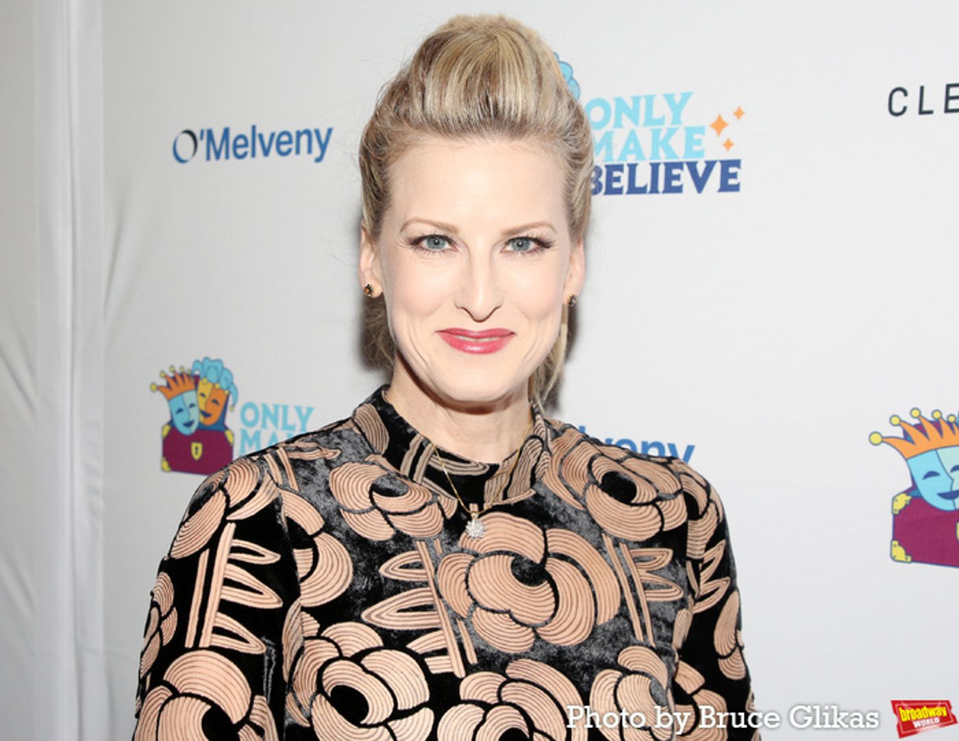 Photos: Josh Groban, Darren Criss and More Honor Anna Wintour at Only Make Believe 25th Anniversary Gala  Image