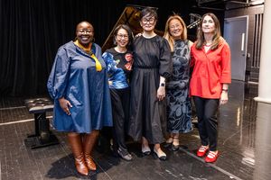 Dr. Nnenna Ogwo, Donna Weng Friedman, Yukimi Song, Dr. Jee-Hoon Krska, and Eleonor Bindman @ BroadwayWorld Dr. Nnenna Ogwo, Donna Weng Friedman, Yukimi Song, Dr. Jee-Hoon Krska, and Eleonor Bi Photo