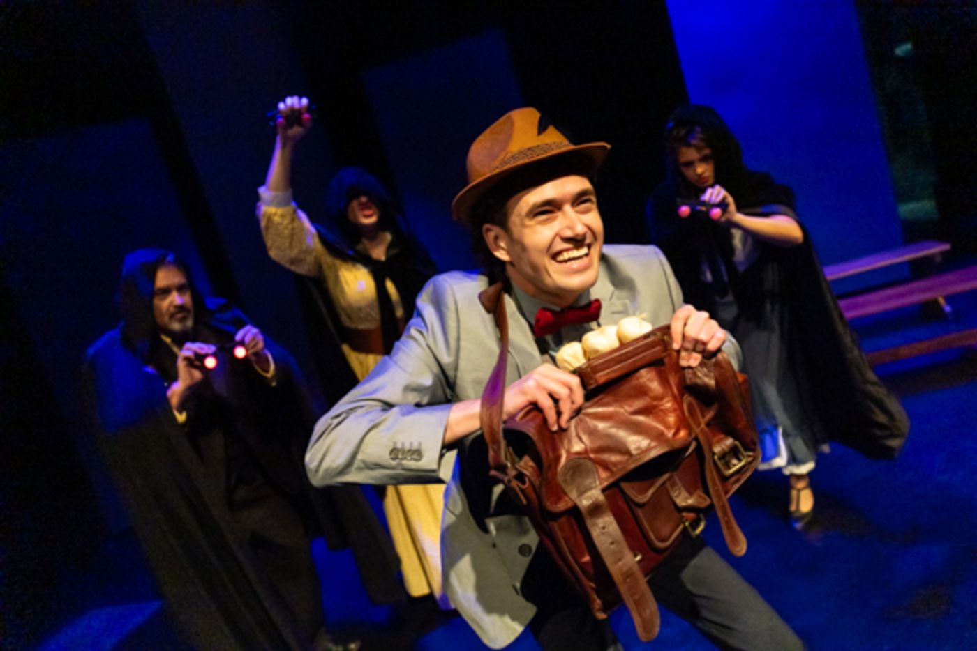 Photos: First look at Evolution Theatre Company’s DRACULA, A COMEDY OF TERRORS  Image