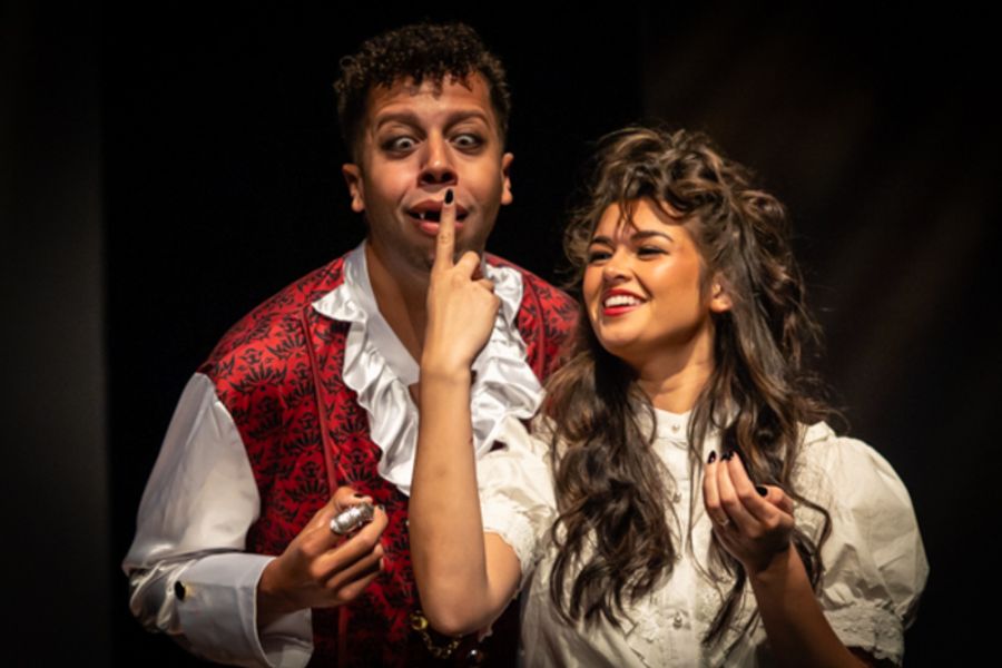 Photos: First look at Evolution Theatre Company’s DRACULA, A COMEDY OF TERRORS Image
