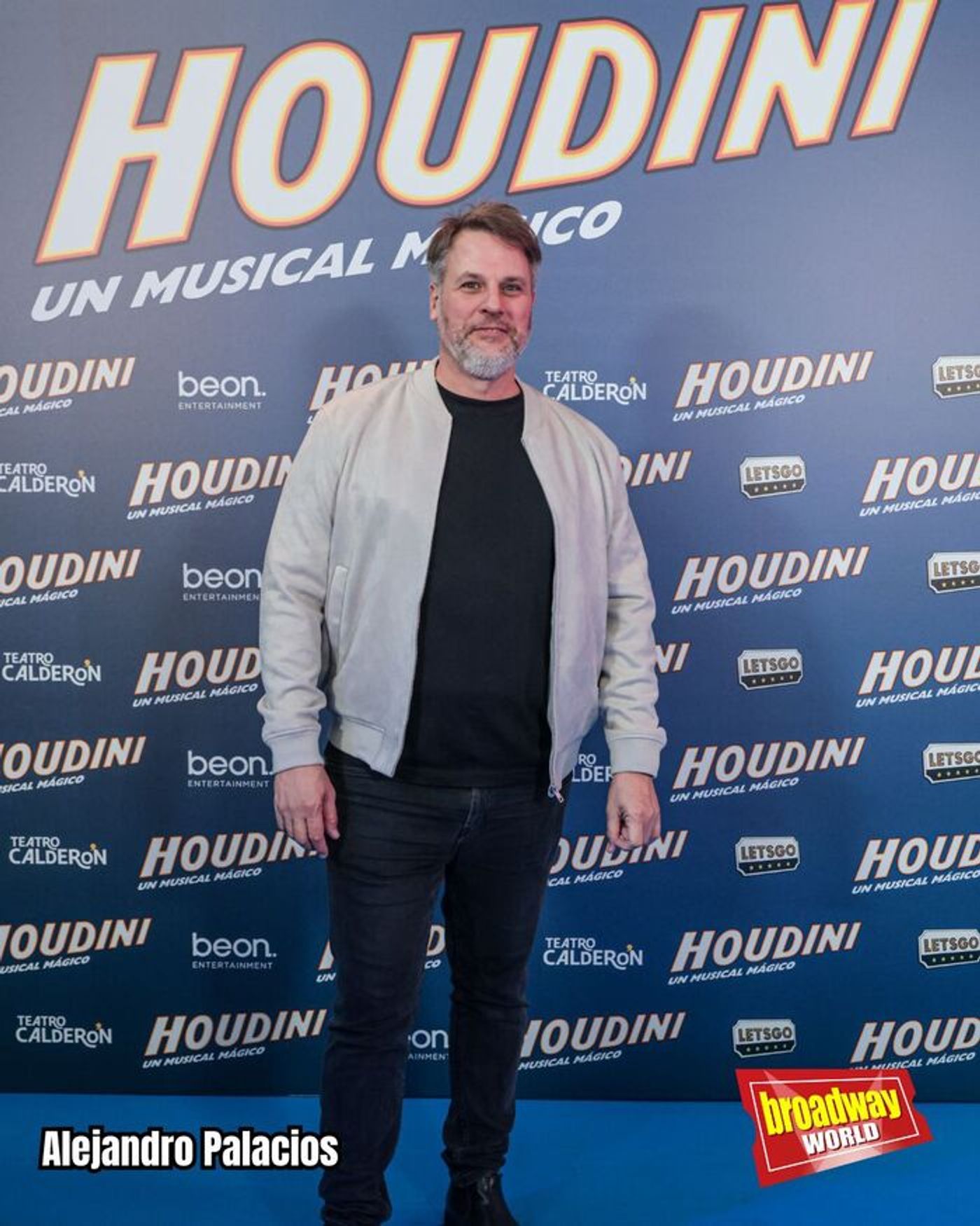 PHOTOS: Así fue la alfombra roja de HOUDINI, UN MUSICAL MÁGICO en el Teatro Calderón de Madrid  Image