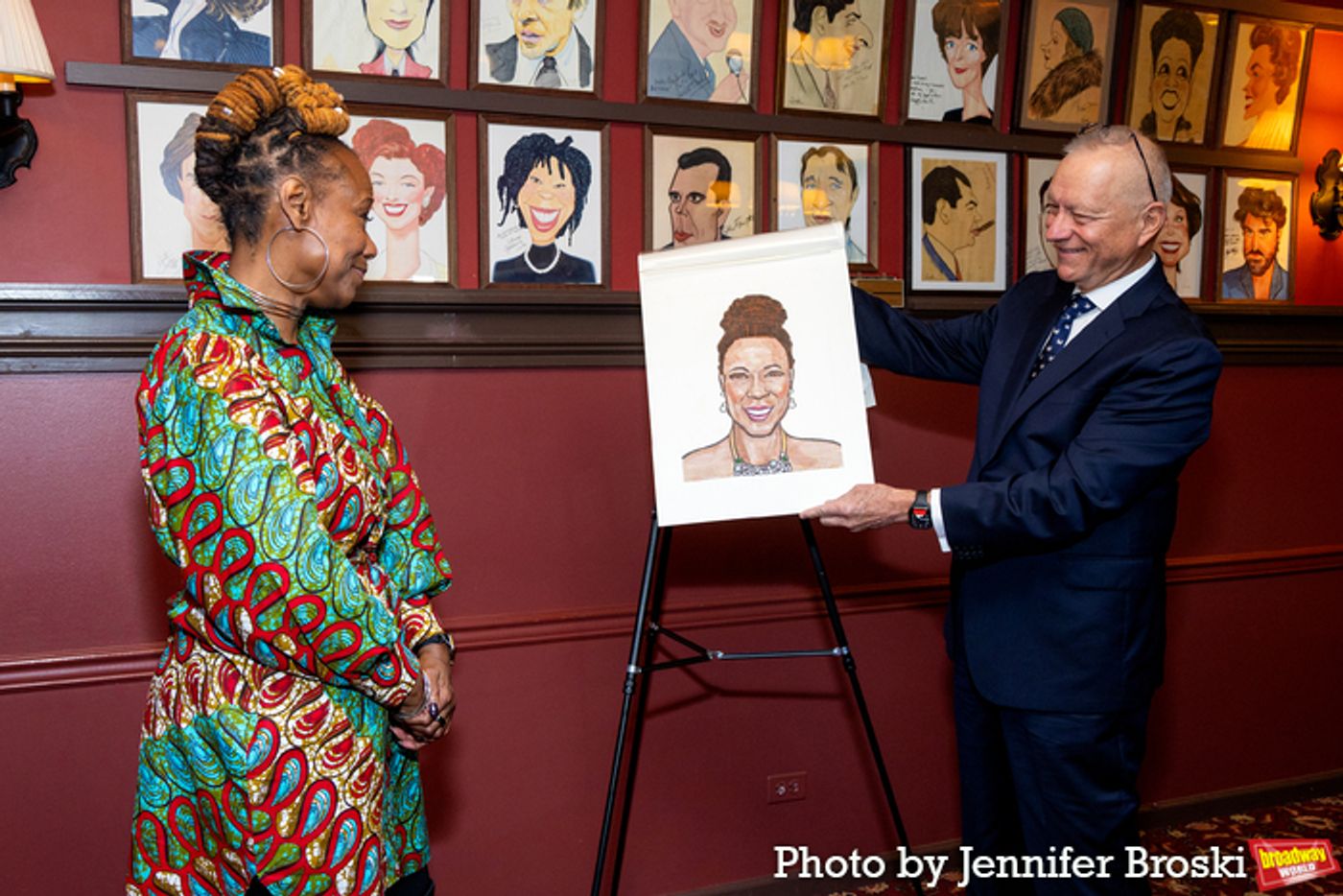 Photos: Kecia Lewis Unveils Sardi's Portarait  Image