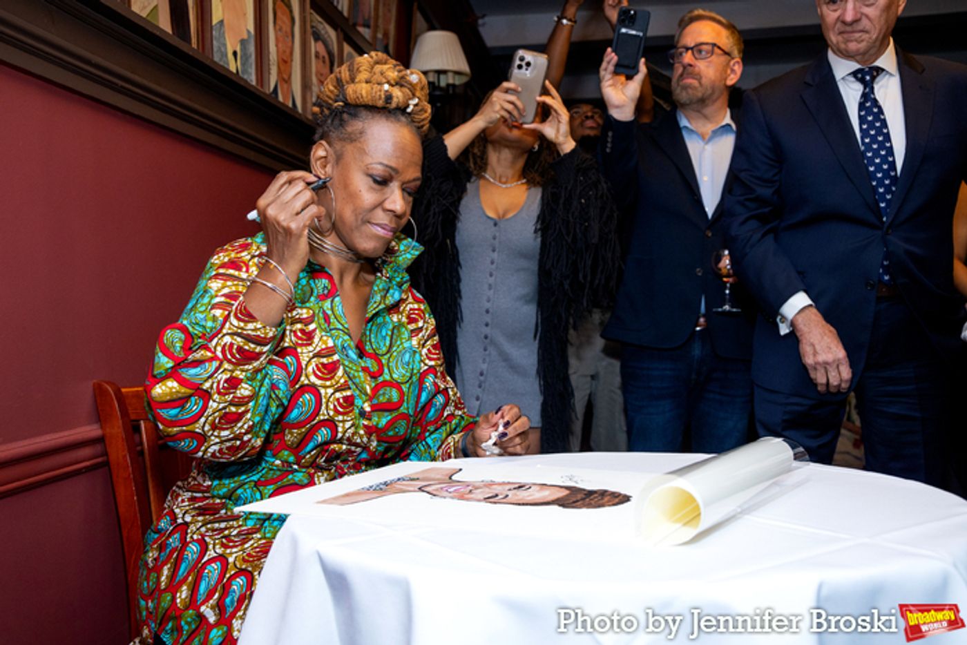 Photos: Kecia Lewis Unveils Sardi's Portarait  Image