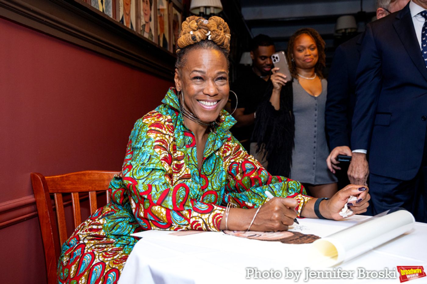 Photos: Kecia Lewis Unveils Sardi's Portarait  Image