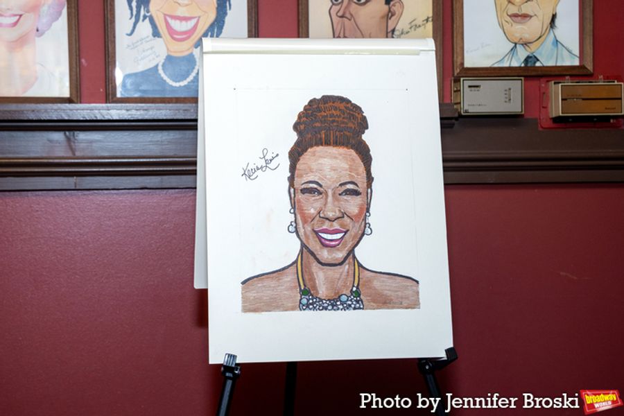 Photos: Kecia Lewis Unveils Sardi's Portarait  Image