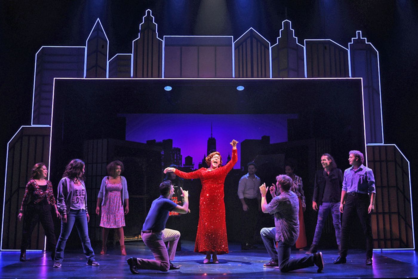 Photos: TOOTSIE Opens At Beef & Boards Dinner Theatre  Image