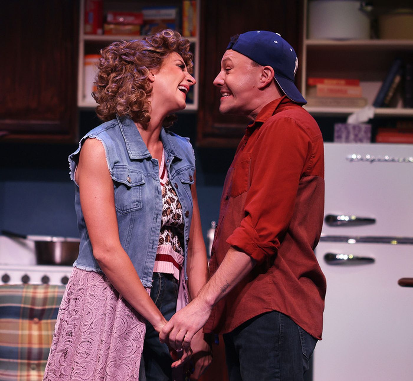 Photos: TOOTSIE Opens At Beef & Boards Dinner Theatre  Image