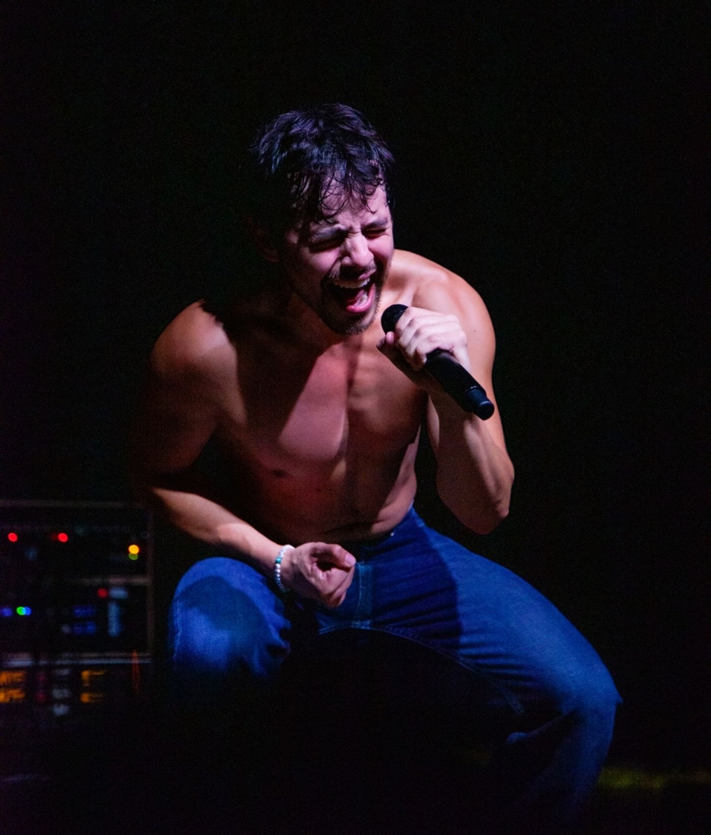 Review: David Archuleta Otherworldly In EARTHLY DELIGHTS at Gramercy Theatre  Image