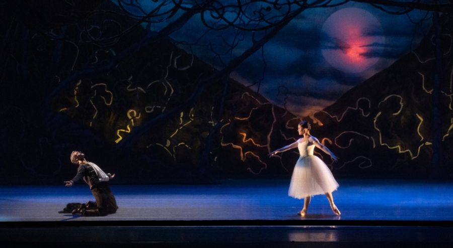 Review: AMERICAN REPERTORY BALLET’S GISELLE Haunts, Delights Audiences at New Brunswick Performing Arts Center Image