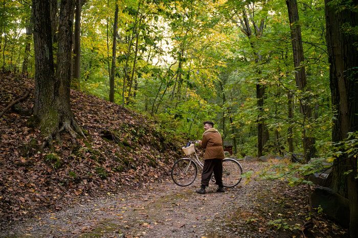 Photos: Immersive INTO THE WOODS at Camp Pouch — photo 3 of 8