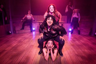 Ava Lane Stovall, Ismael Garcia and Quinn Simmons and the cast of Jekyll & Hyde Photo
