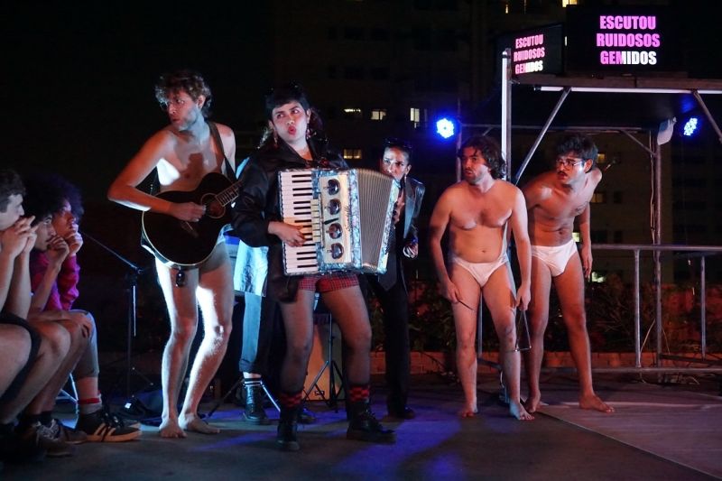 Musical O JULGAMENTO DE UM HOMEM BOM (The Trial of a Good Man) Puts Brazilian Masculinity in the Hot Seat  Image