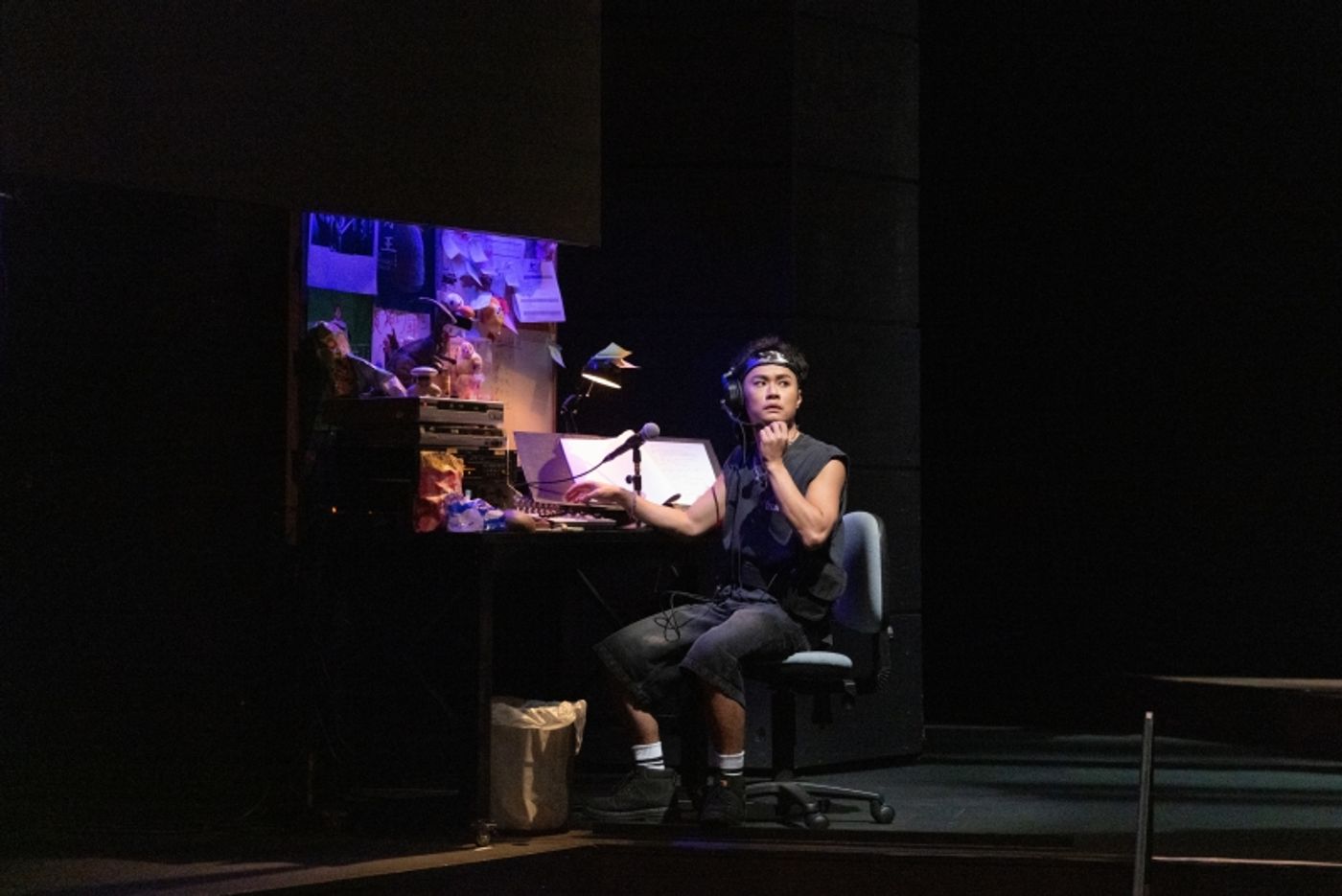 Review: THE PLAY THAT GOES WRONG at Kwai Tsing Theatre Review: THE PLAY THAT GOES WRONG at Kwai Tsing Theatre Image