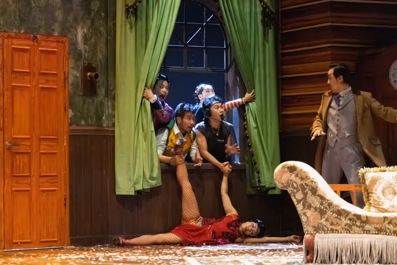 Review: THE PLAY THAT GOES WRONG at Kwai Tsing Theatre Image