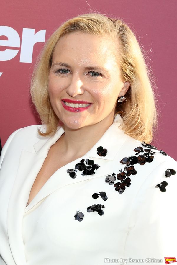 Haley Swindal  Photo